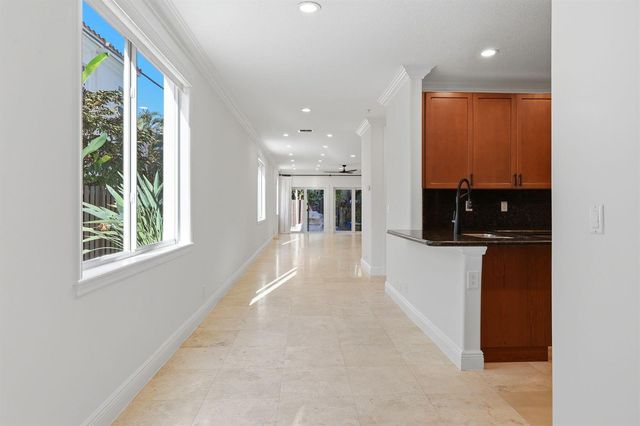 1812 NE 26th Avenue, Fort Lauderdale, FL 33305