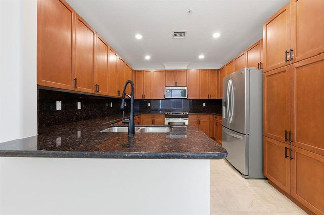 1812 NE 26th Avenue, Fort Lauderdale, FL 33305