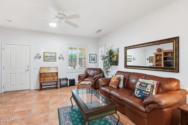 19113 N HUNTERS Run, Surprise, AZ 85387