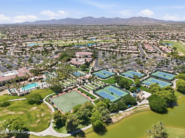 19113 N HUNTERS Run, Surprise, AZ 85387