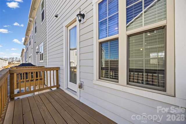 9236 Ainslie Downs Street, Charlotte, NC 28273