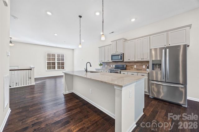 9236 Ainslie Downs Street, Charlotte, NC 28273