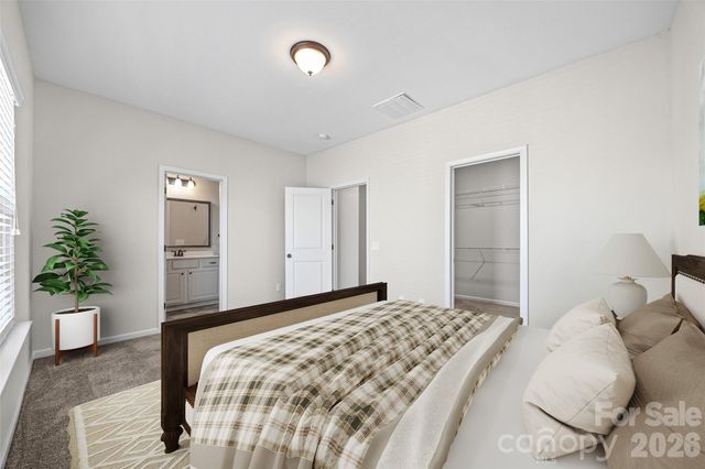 9236 Ainslie Downs Street, Charlotte, NC 28273