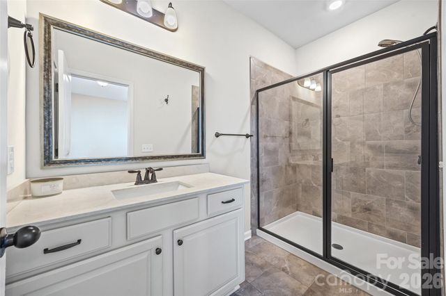 9236 Ainslie Downs Street, Charlotte, NC 28273