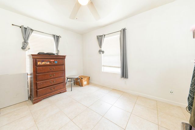 1209 W 6th, Hanford, CA 93230