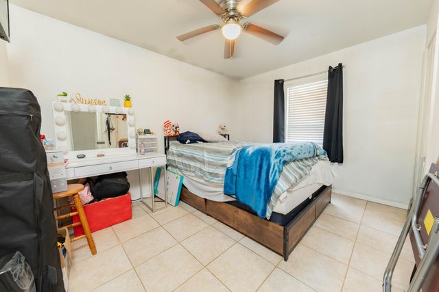 1209 W 6th, Hanford, CA 93230