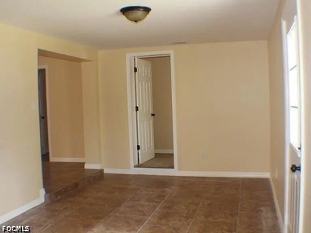 13308 2nd ST, Fort Myers, FL 33905