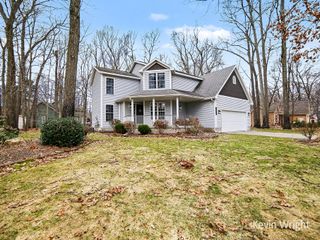 1041 Bear Lake Road, Muskegon, MI 49445