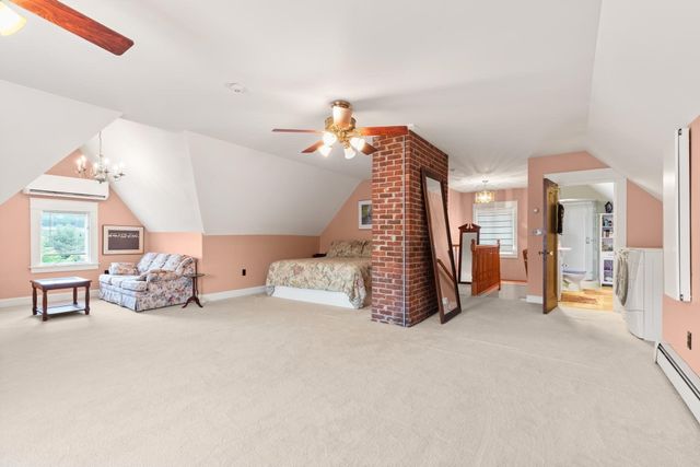 160 Daniel Webster Hwy 160, Nashua, NH 03060