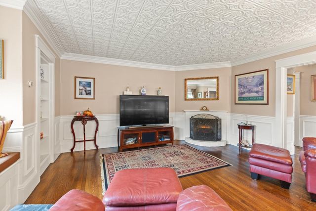 160 Daniel Webster Hwy 160, Nashua, NH 03060