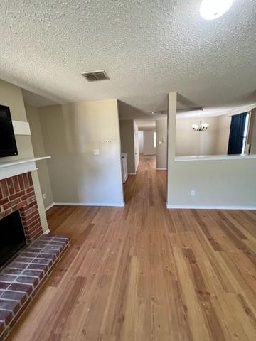 16541 Jasmine Springs Drive, Fort Worth, TX 76247