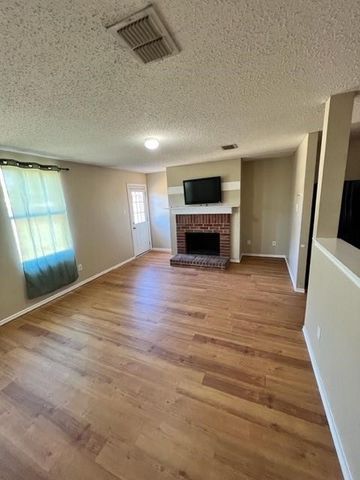 16541 Jasmine Springs Drive, Fort Worth, TX 76247