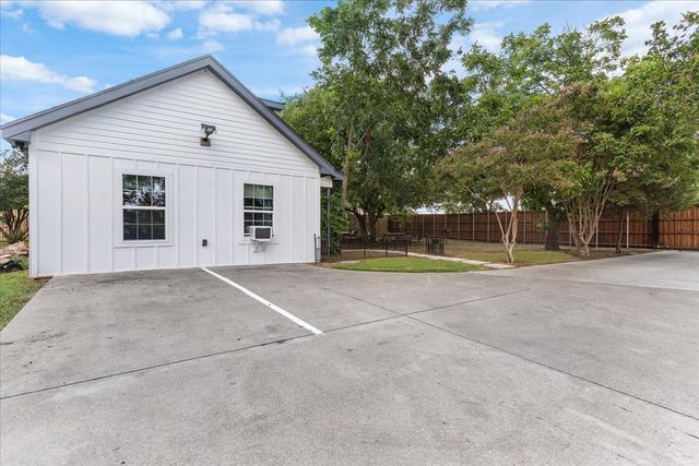 3706 Castle Drive, Rowlett, TX 75089