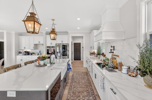 4110 Chicken Rd, Lebanon, TN 37090