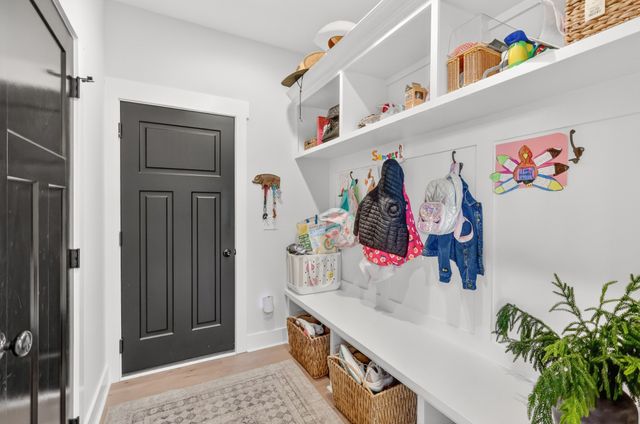 4110 Chicken Rd, Lebanon, TN 37090