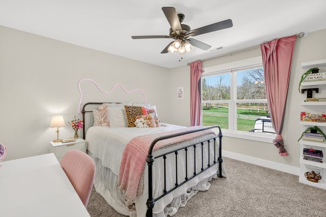 4110 Chicken Rd, Lebanon, TN 37090