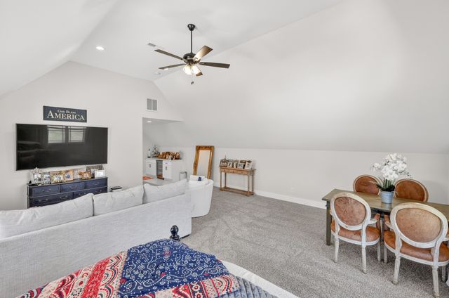 4110 Chicken Rd, Lebanon, TN 37090