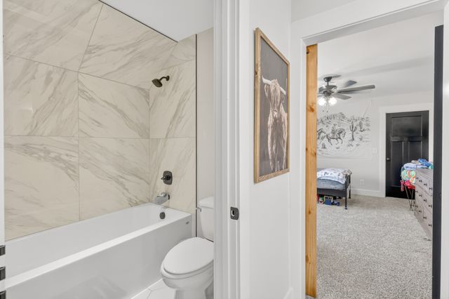 4110 Chicken Rd, Lebanon, TN 37090