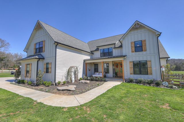 4110 Chicken Rd, Lebanon, TN 37090