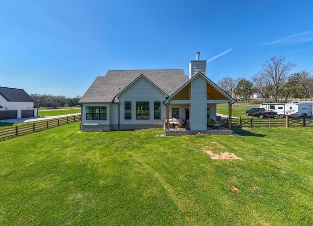 4110 Chicken Rd, Lebanon, TN 37090