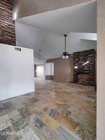 1639 BRIAN RAY Circle, El Paso, TX 79936