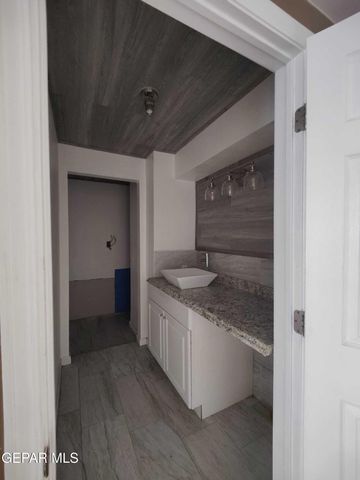 1639 BRIAN RAY Circle, El Paso, TX 79936