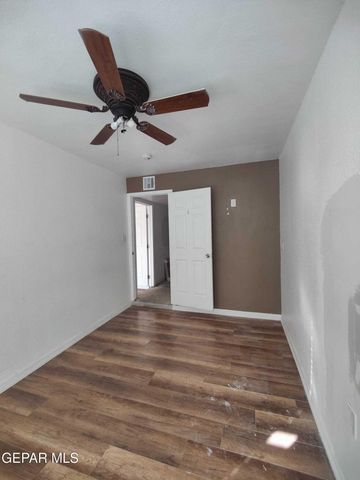 1639 BRIAN RAY Circle, El Paso, TX 79936