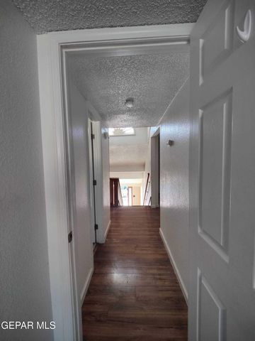 1639 BRIAN RAY Circle, El Paso, TX 79936