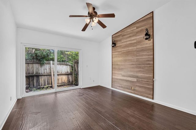 7813 Kenway Place W, Boca Raton, FL 33433