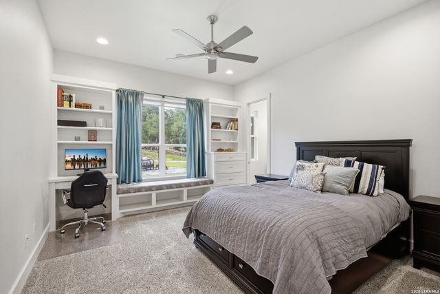 387 Curvatura, New Braunfels, TX 78132