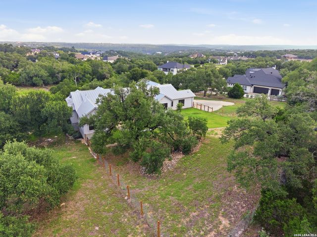 387 Curvatura, New Braunfels, TX 78132