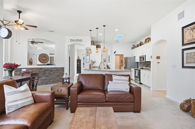 21 WOODSHIRE LANE, Palm Coast, FL 32164