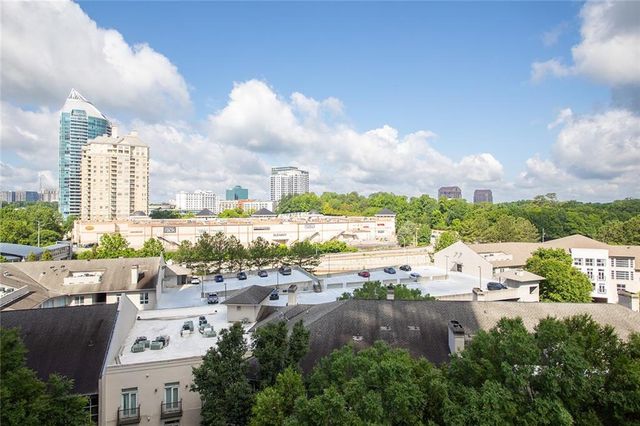 3445 Stratford NE Road 903, Atlanta, GA 30326