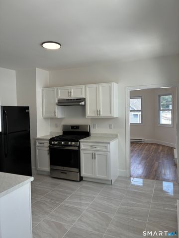 16 Vermont 3RD FLOOR Street 3, Waterbury, CT 06704