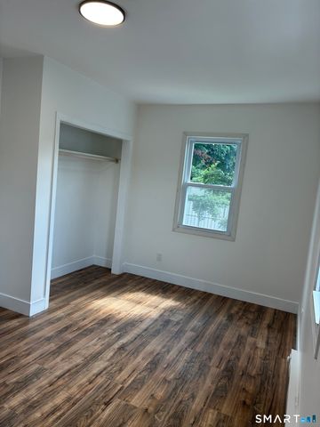 16 Vermont 3RD FLOOR Street 3, Waterbury, CT 06704