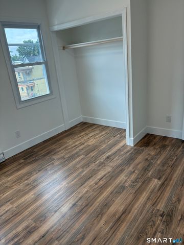 16 Vermont 3RD FLOOR Street 3, Waterbury, CT 06704