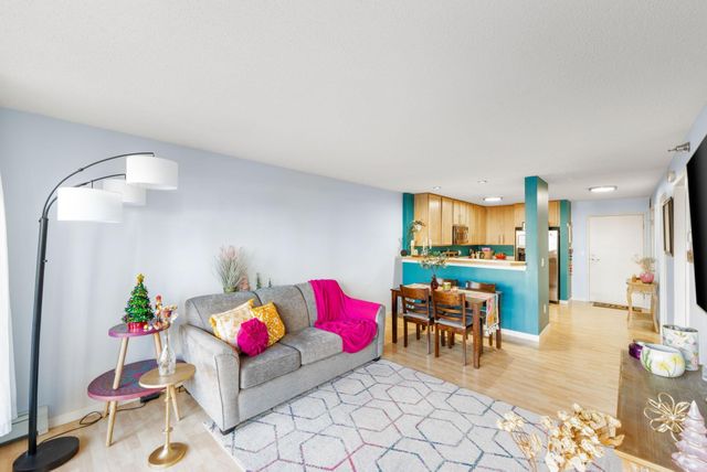 48 Groveland Terrace B103, Minneapolis, MN 55403