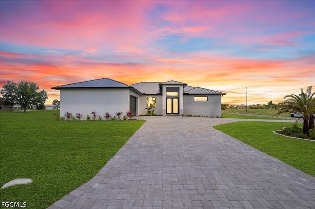 24306 Nicobar LN, Punta Gorda, FL 33955