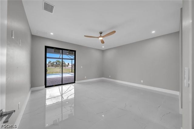 24306 Nicobar LN, Punta Gorda, FL 33955