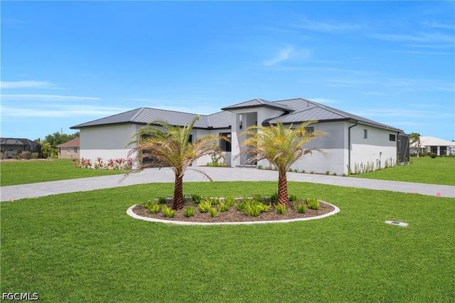 24306 Nicobar LN, Punta Gorda, FL 33955