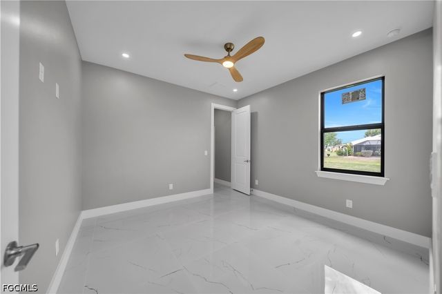 24306 Nicobar LN, Punta Gorda, FL 33955