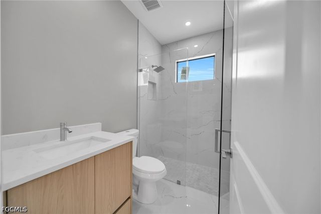 24306 Nicobar LN, Punta Gorda, FL 33955