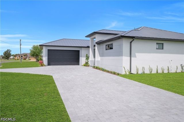 24306 Nicobar LN, Punta Gorda, FL 33955