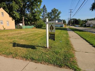24600 Calvin Street, Dearborn, MI 48124
