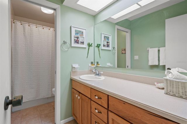 140 ASHLEY LANE, Oldsmar, FL 34677