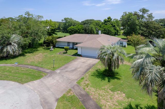 725 Saco Ct, St Augustine, FL 32086