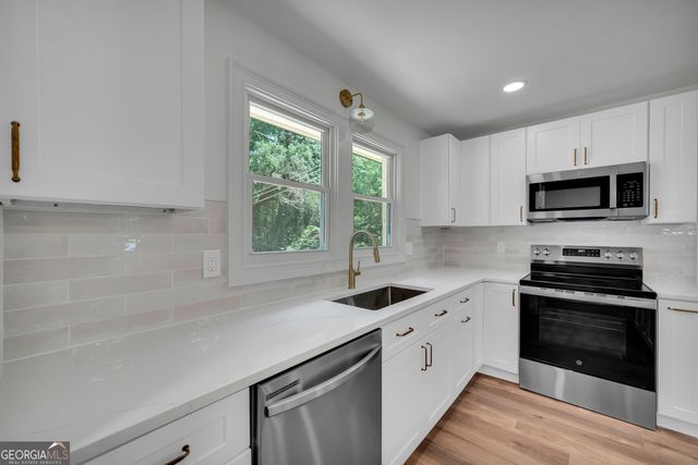 152 Mountain Creek Drive, Pendergrass, GA 30567