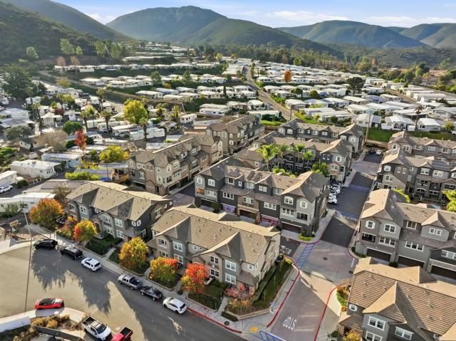 1504 Mirabelle Lane, Santee, CA 92071