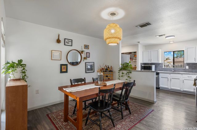 13200 Montecito, San Antonio, TX 78233