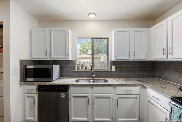 13200 Montecito, San Antonio, TX 78233